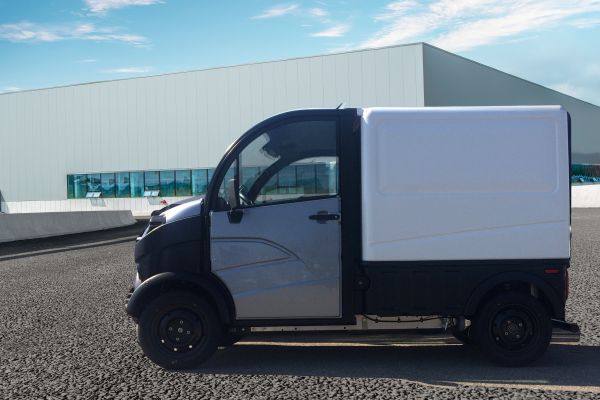 Mopedbiler fra AIXAM D-Truck Situation